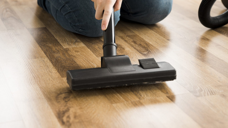Bảo dưỡng và vệ sinh sàn nhựa giả gỗ